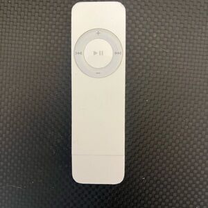 Apple iPod Shuffle (1st Generation) Model# A1112 512MB w/Original Headphones
